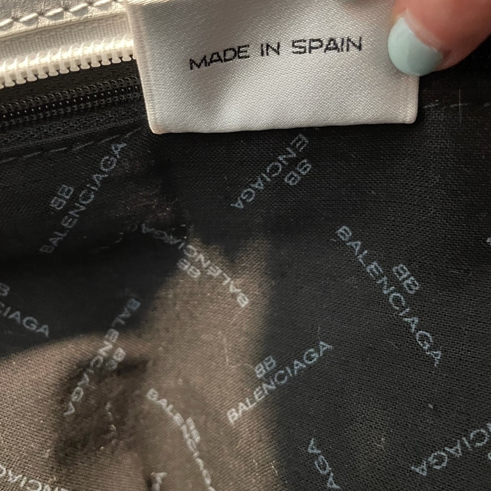 Balenciaga monogram tote - Picture 3 of 9